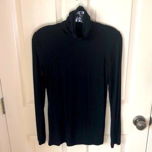 Majestic Filatures Turtleneck